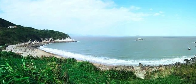 從“垃圾”海灣到“網(wǎng)紅”度假地，崳山島月亮灣的秘訣是......