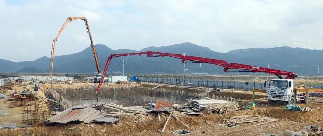 點(diǎn)頭鎮(zhèn)污水處理廠進(jìn)展順利，場地基礎(chǔ)建設(shè)初具規(guī)模！
