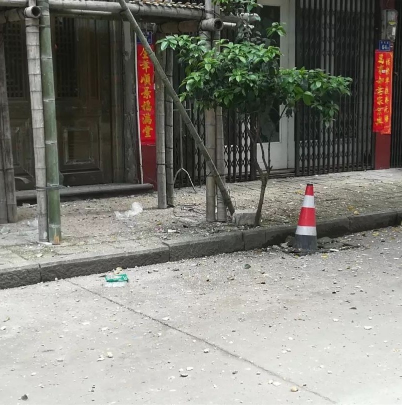 榴房裝修，碎石直砸路面！該不該裝防護網？