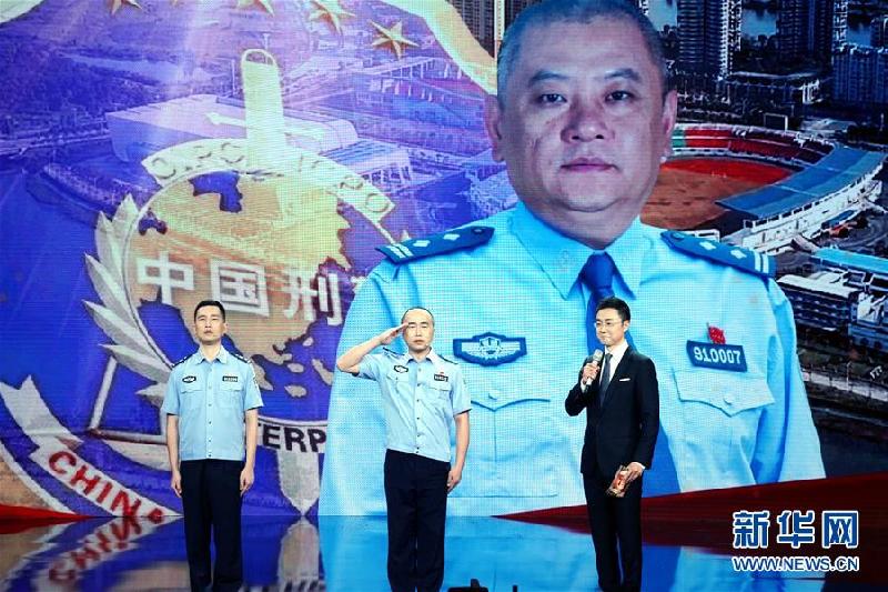 中宣部追授楊春“時代楷模”稱號