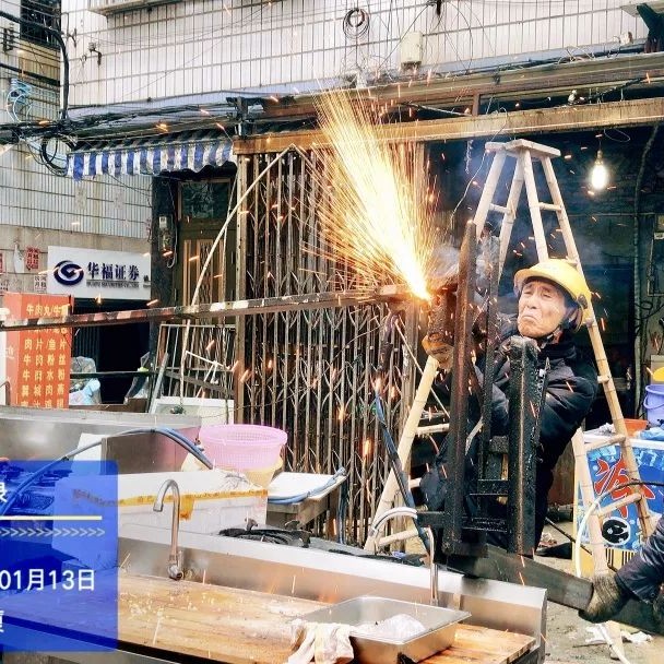 占用消防通道私搭違建，拆！