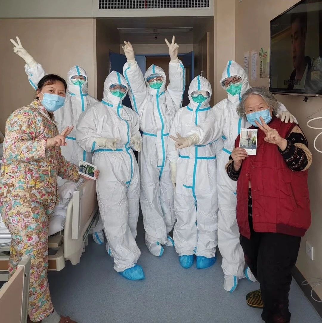 不知不覺，他們已出征整整一個月……