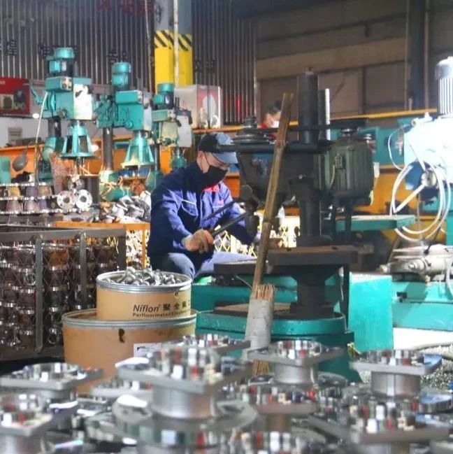 雪中送炭，小城大愛！福鼎企業家復工不忘助力疫情防控