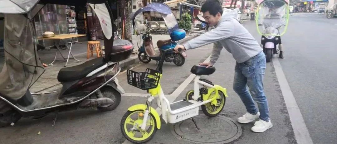 點頭人注意啦，以后可不能這樣停車了！