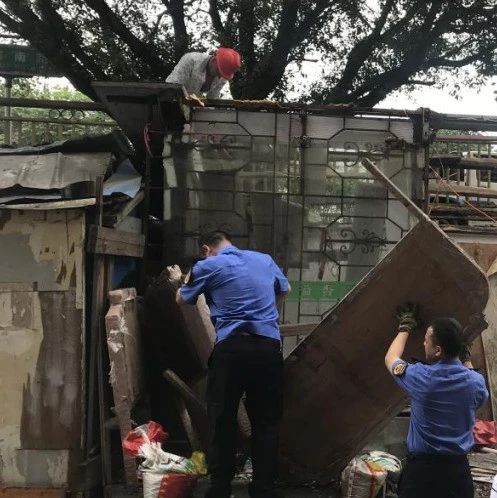 為文明護航，桐城街道向違建“亮劍”