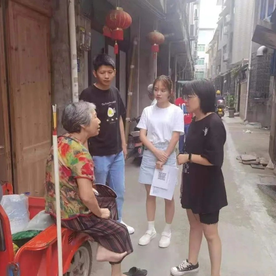96歲老人主動接種新冠病毒疫苗，你還等什么？