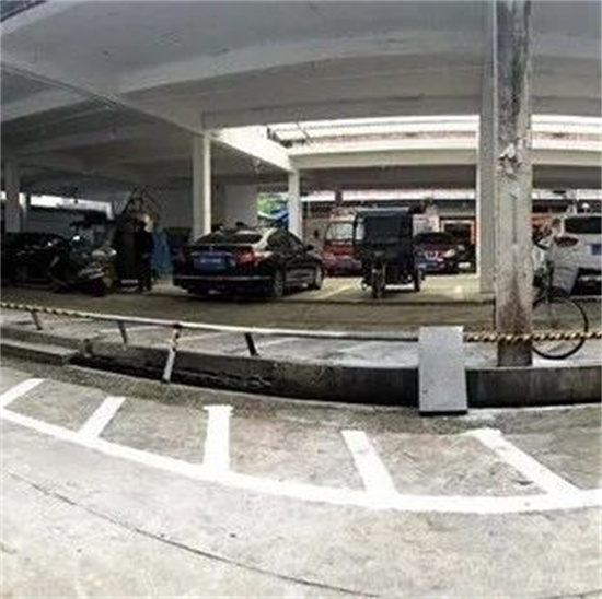 點(diǎn)頭集鎮(zhèn)新增停車(chē)場(chǎng)了！位置就在→