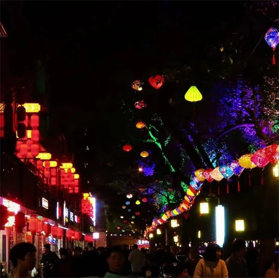 福鼎夜經(jīng)濟(jì)，帶來(lái)舌尖與就業(yè)的幸福煙火氣！