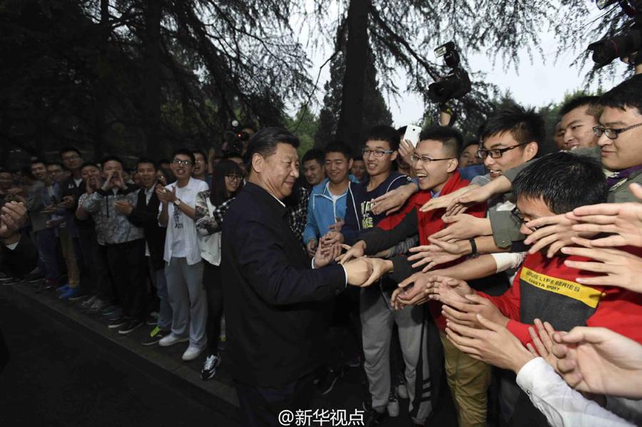 學習進行時丨習近平與大學生在一起的那些溫暖瞬間