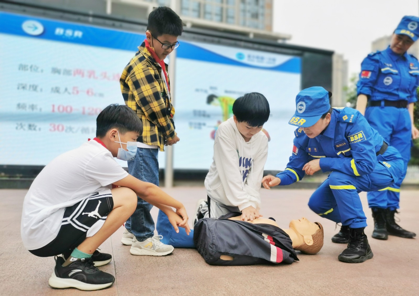 市慈濟小學開展防溺水安全教育系列活動