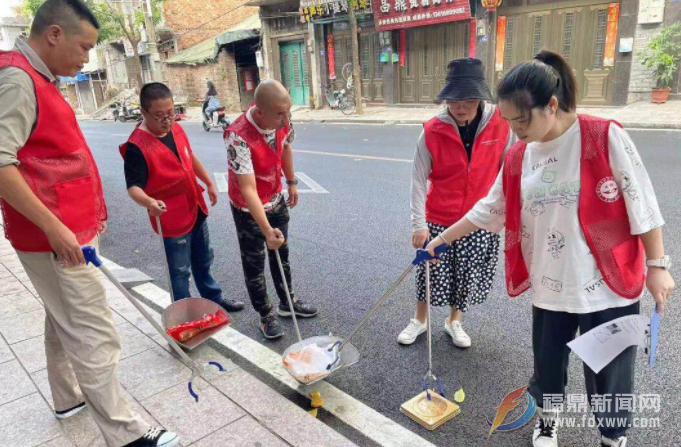 市供電公司：創城志愿者救助老人 社區發來感謝信