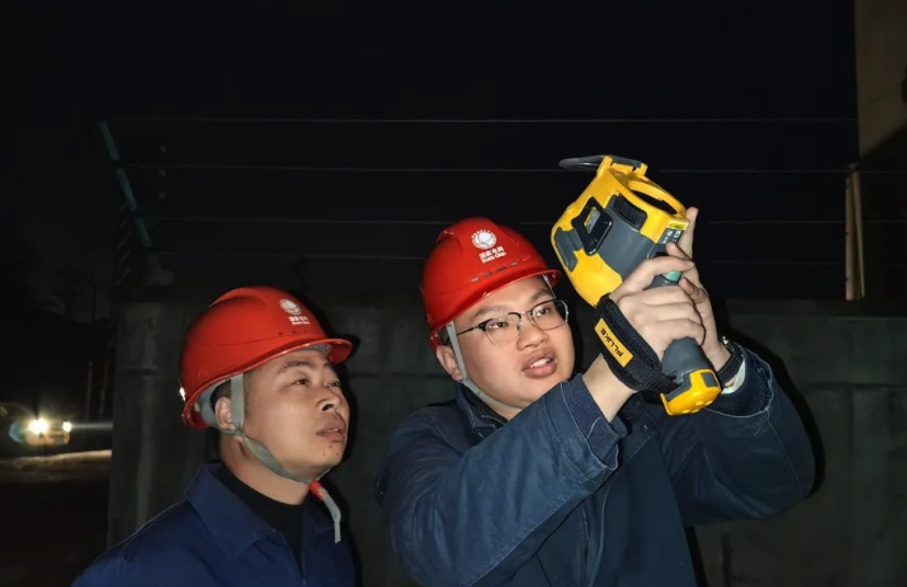 主題教育丨迎峰度冬保供電，服務群眾暖過冬