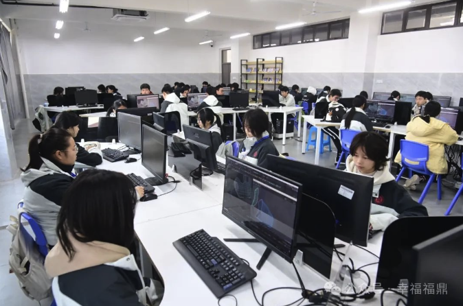 國漫爆火！看福鼎職中如何打造動漫人才→